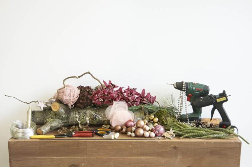 Natuurlijke kersttafelguirlande