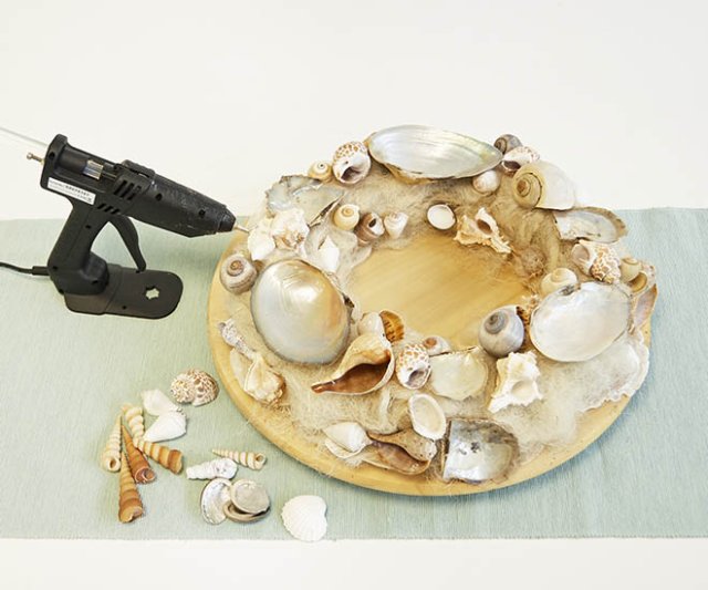 Zomerse schelpenkrans DIY