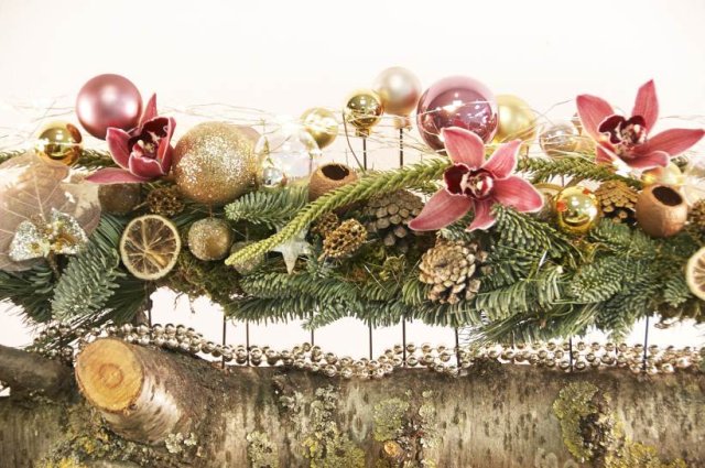 Natuurlijke kersttafelguirlande: voor op tafel tijdens kerst