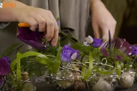 Sierlijke slinger met bollen (video)