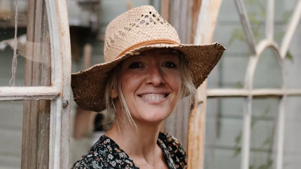 Afbeelding Captain Jessica: brengt dorpsgenoten samen rond de lunch