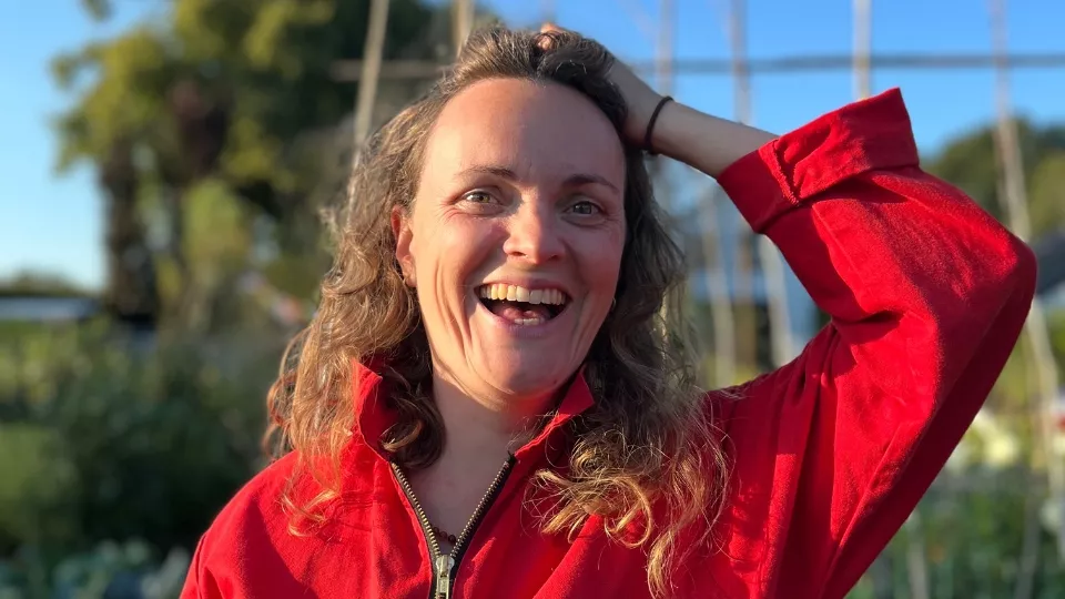 Afbeelding Captain Lidion: trakteert een lunch aan kinderen en hun opvoeders