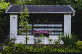 Een tuinhuis plaatsen: alles wat je moet weten