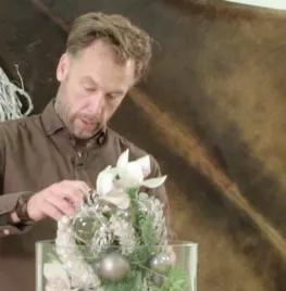 Kerststuk met elastiek en ballen! (video)