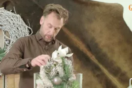 Kerststuk met elastiek en ballen! (video)