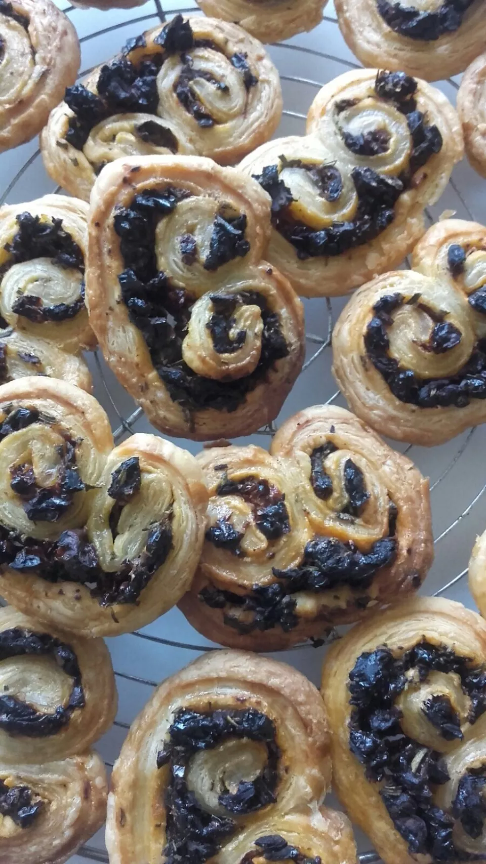 Afbeelding Palmiers met zongedroogde tomaten en rozemarijn