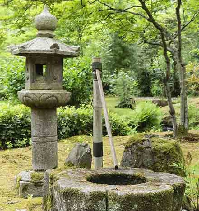Symboliek in de Japanse tuin in Clingendael
