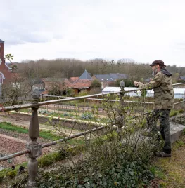 Ecologisch tuinieren met Gust Duchamps