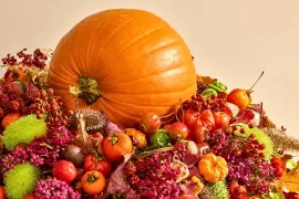 De herfst ligt voor het oprapen: bourgondisch arrangement van wat de tuin nu geeft