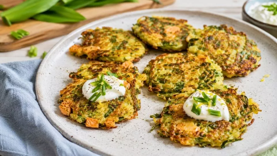 Afbeelding Twee recepten met daslook: forel en pannenkoekjes met zalm