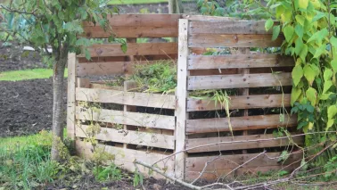 Maak zelf een compostbak