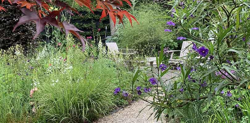 G&B OpentuinTV: Tuin van Liesbeth en Just van Duin in Heiloo