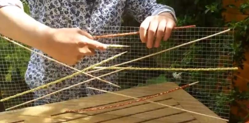 Zomers tafelstuk met kippengaas