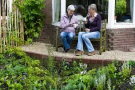 Een wadi in je tuin: zo vang je regenwater slim op